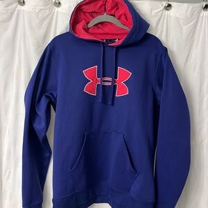 UA woman’s sweatshirt